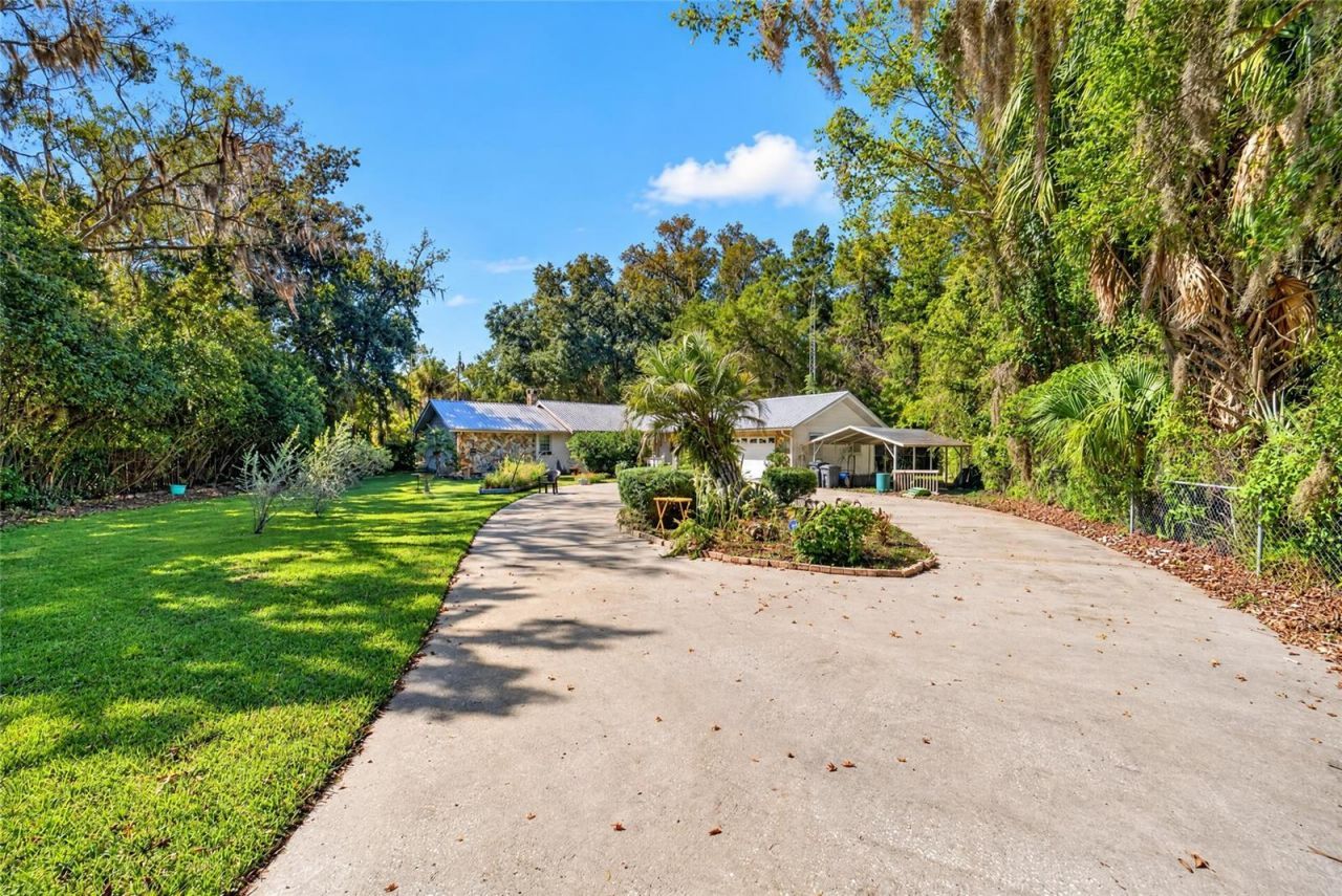 12 Palm Circle Drive , Inglis, FL 34449 Photo