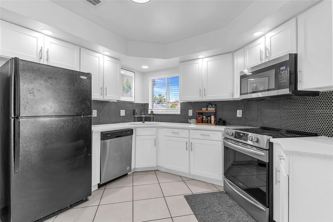 1551 Avleigh Circle , Orlando, FL 32824 Photo