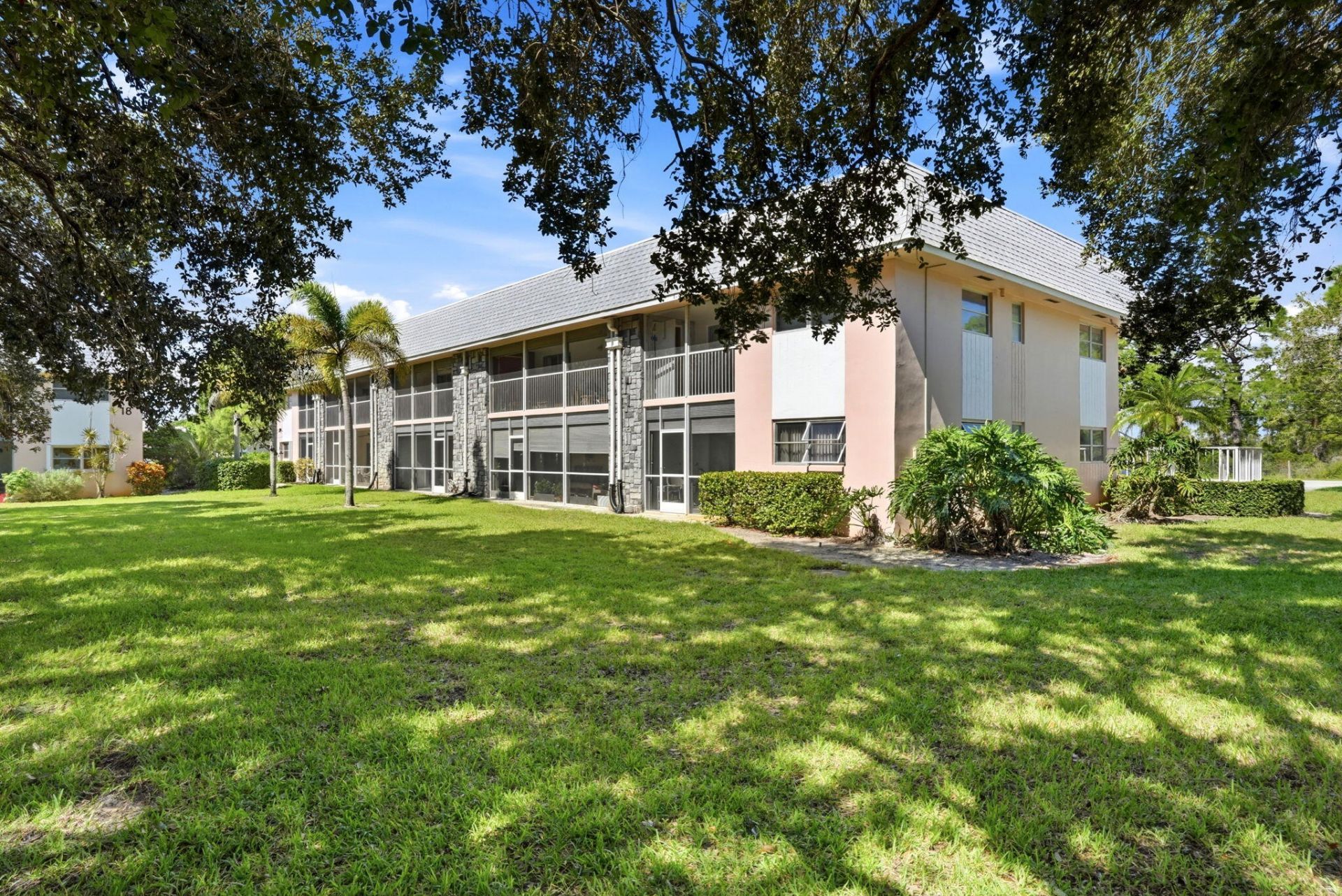 18081 SE Country Club Drive, Unit 19-189, Jupiter, FL 33469 Photo