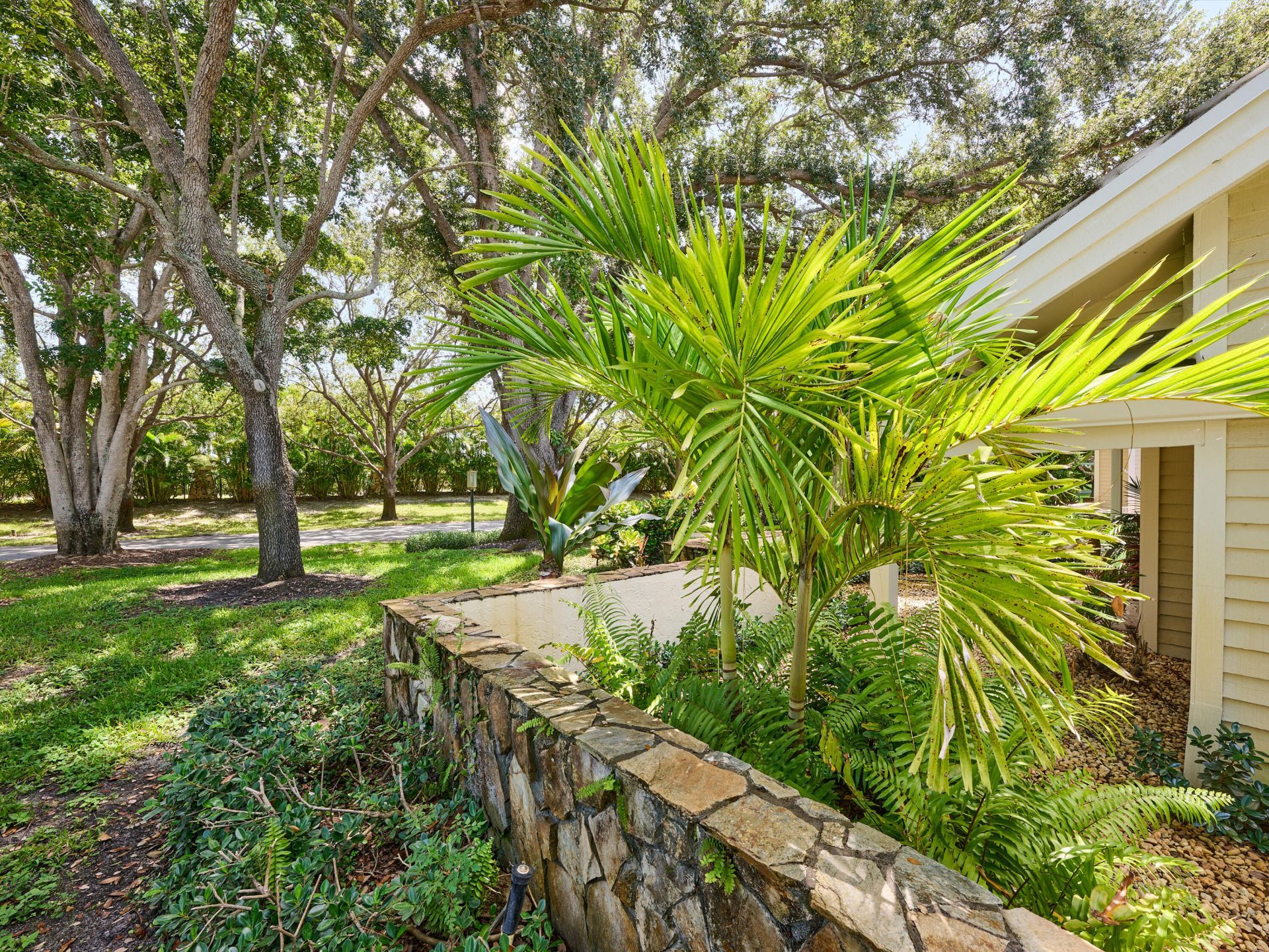 18660 SE River Ridge Road, Tequesta, FL 33469 Photo