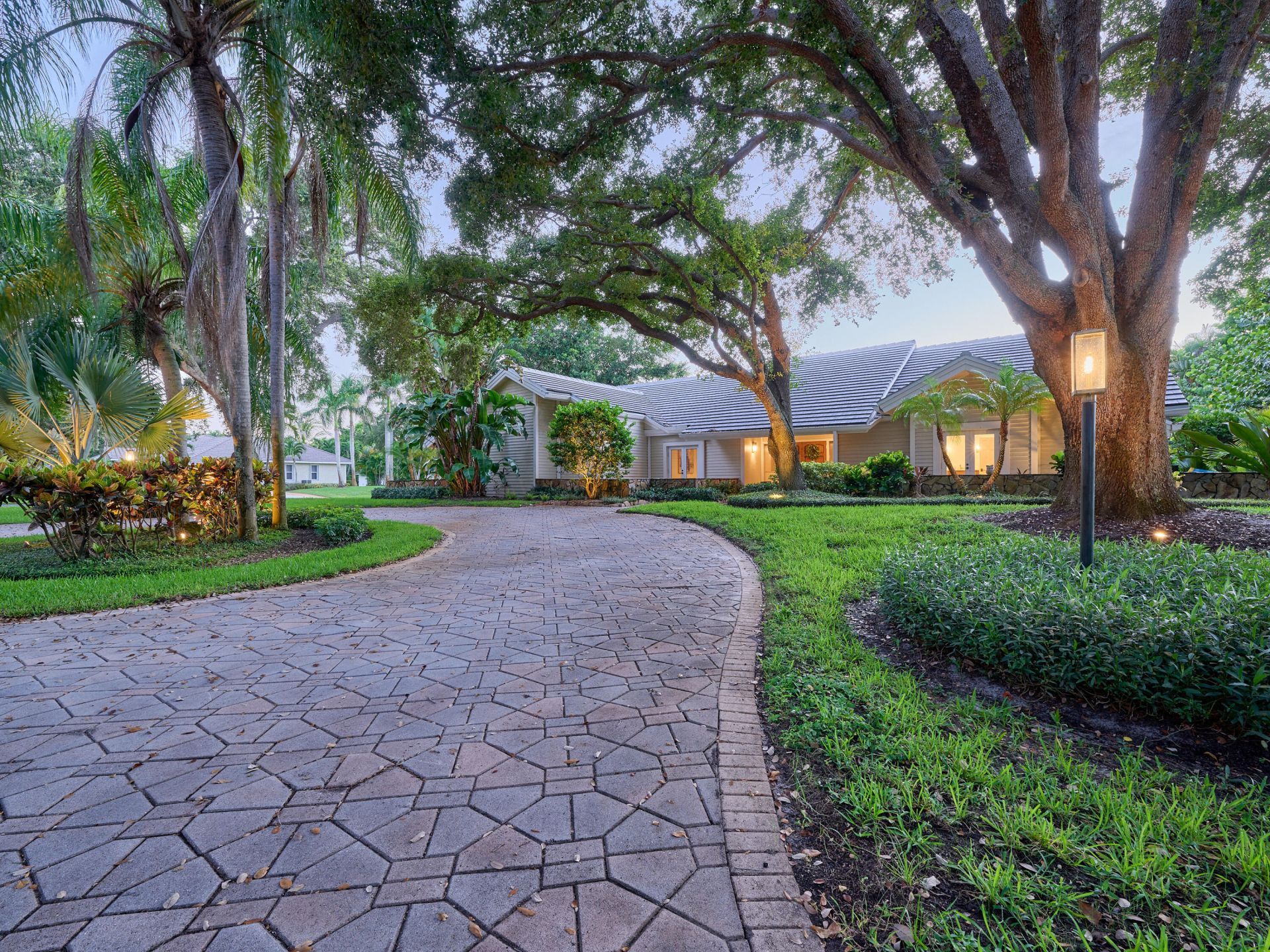 18660 SE River Ridge Road, Tequesta, FL 33469 Photo