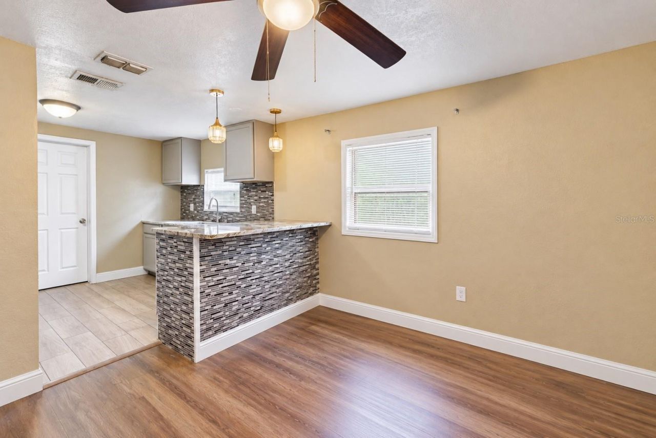 1307 W Kaley Avenue , Orlando, FL 32805 Photo