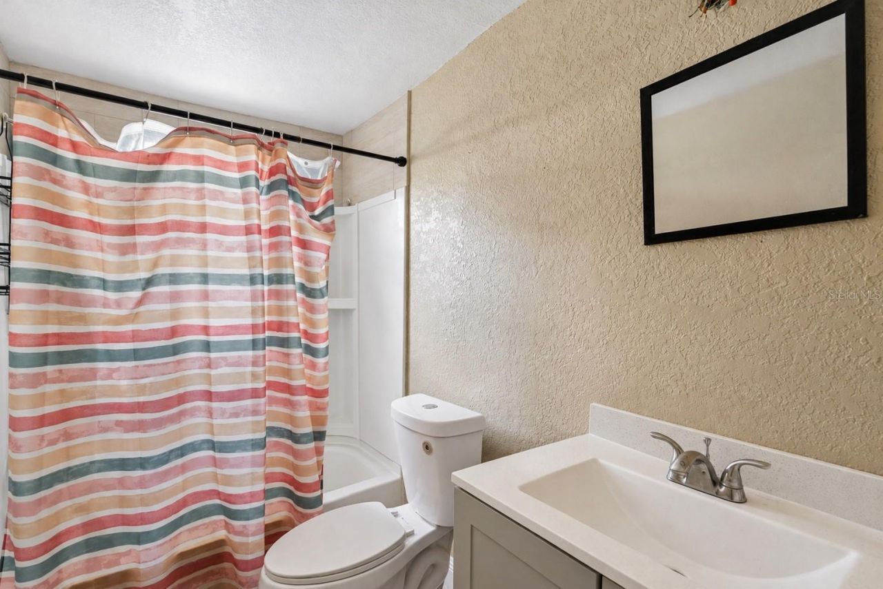 1307 W Kaley Avenue , Orlando, FL 32805 Photo