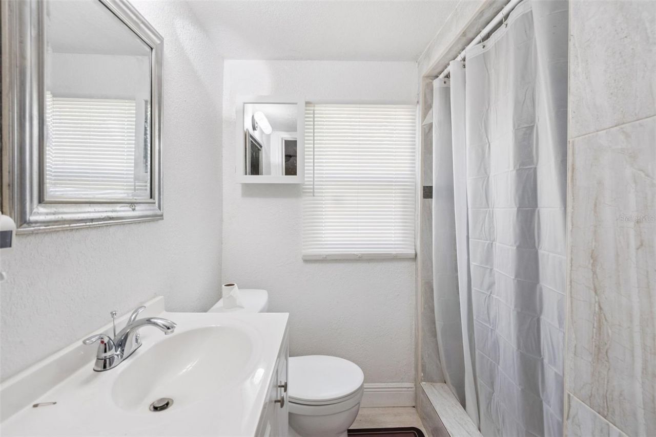 1307 W Kaley Avenue , Orlando, FL 32805 Photo
