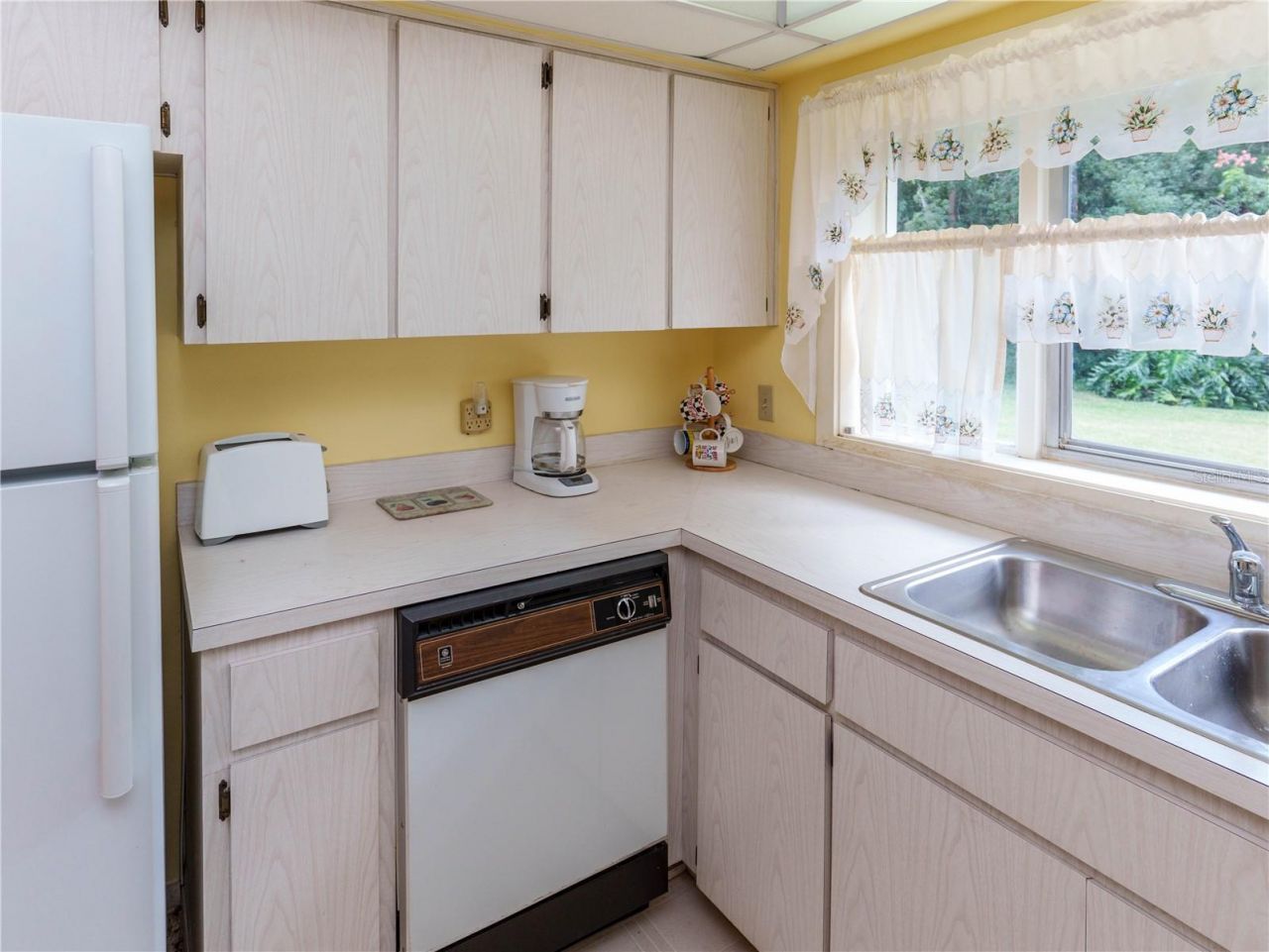 9730 Cavendish Court, New Port Richey, FL 34655 Photo