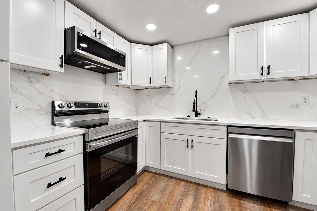 4853 Bartelt Road , Holiday, FL 34690 Photo