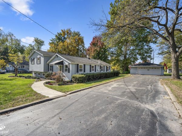 821 Wisconsin Road , New Lenox, IL 60451