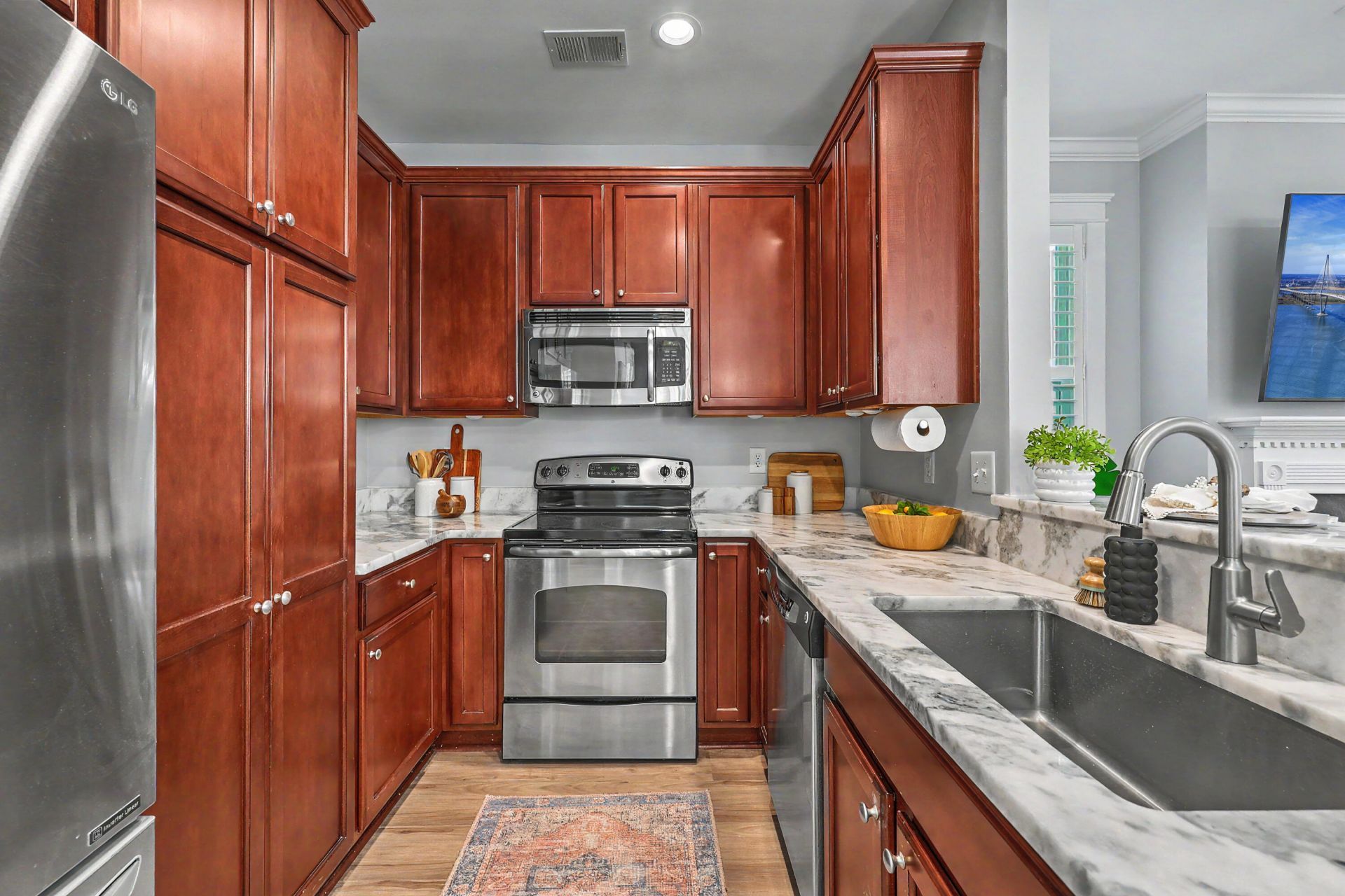 2844 Caitlins Way Photo 11