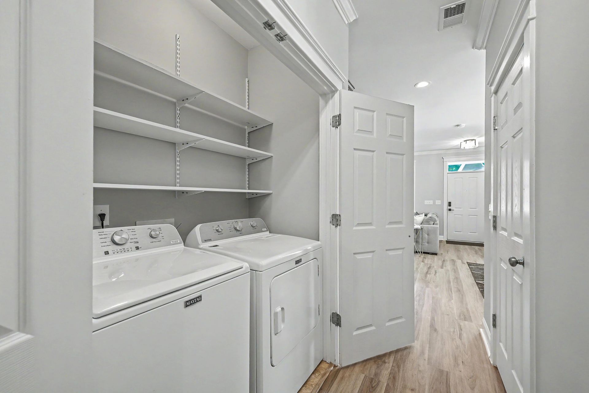 2844 Caitlins Way Photo 18