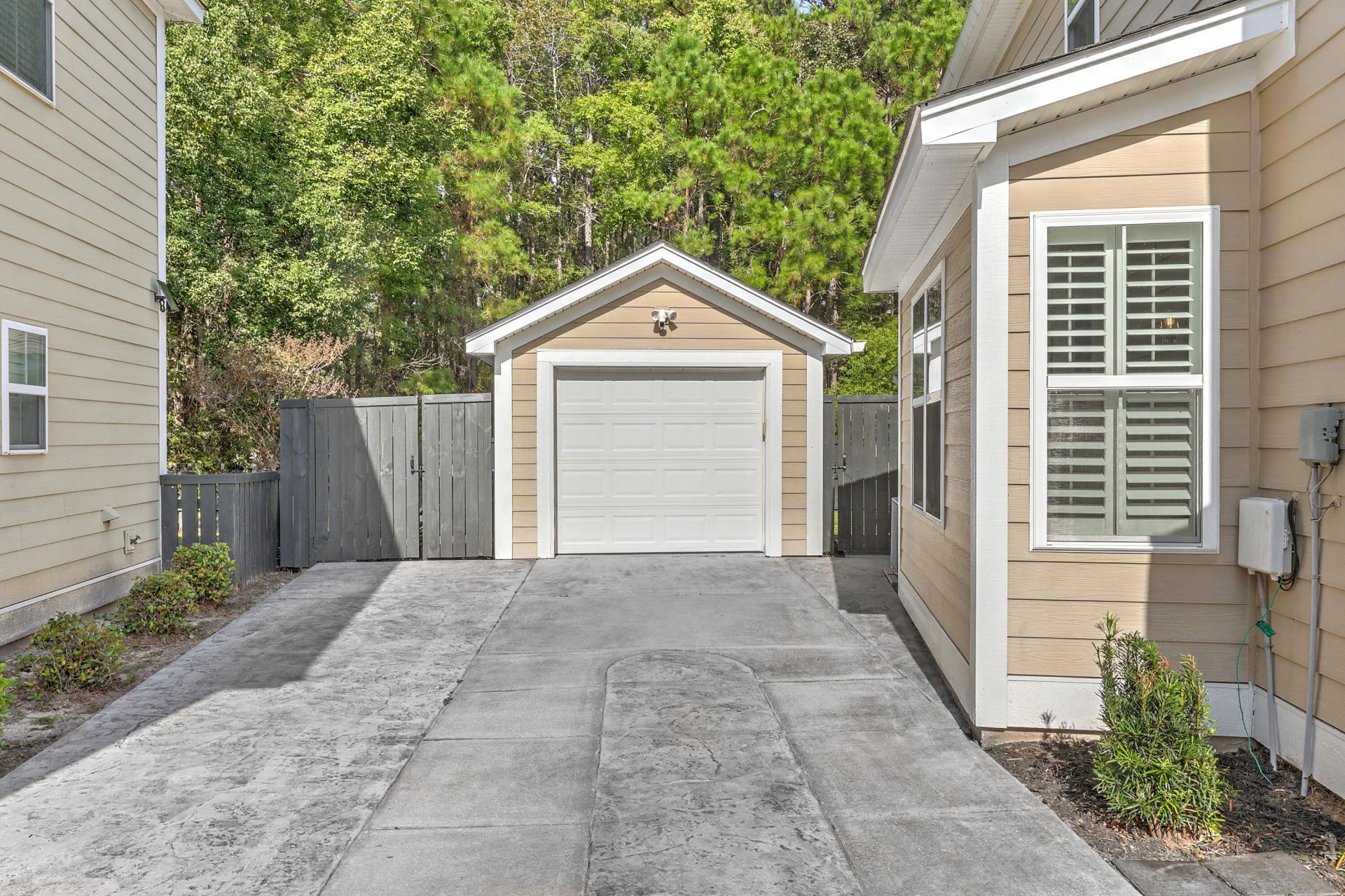 2844 Caitlins Way Photo 25