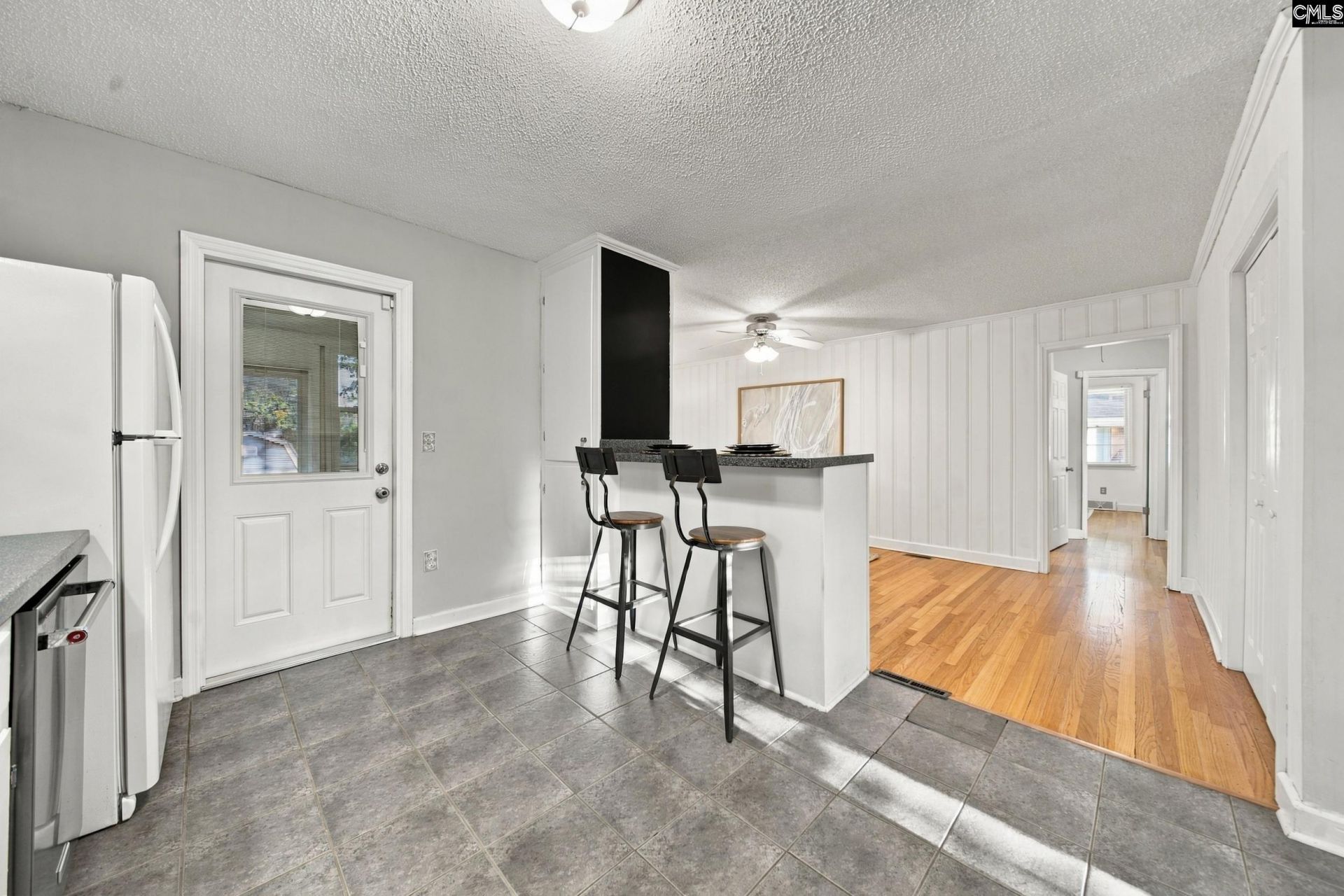 914 Elm Avenue  Photo 14