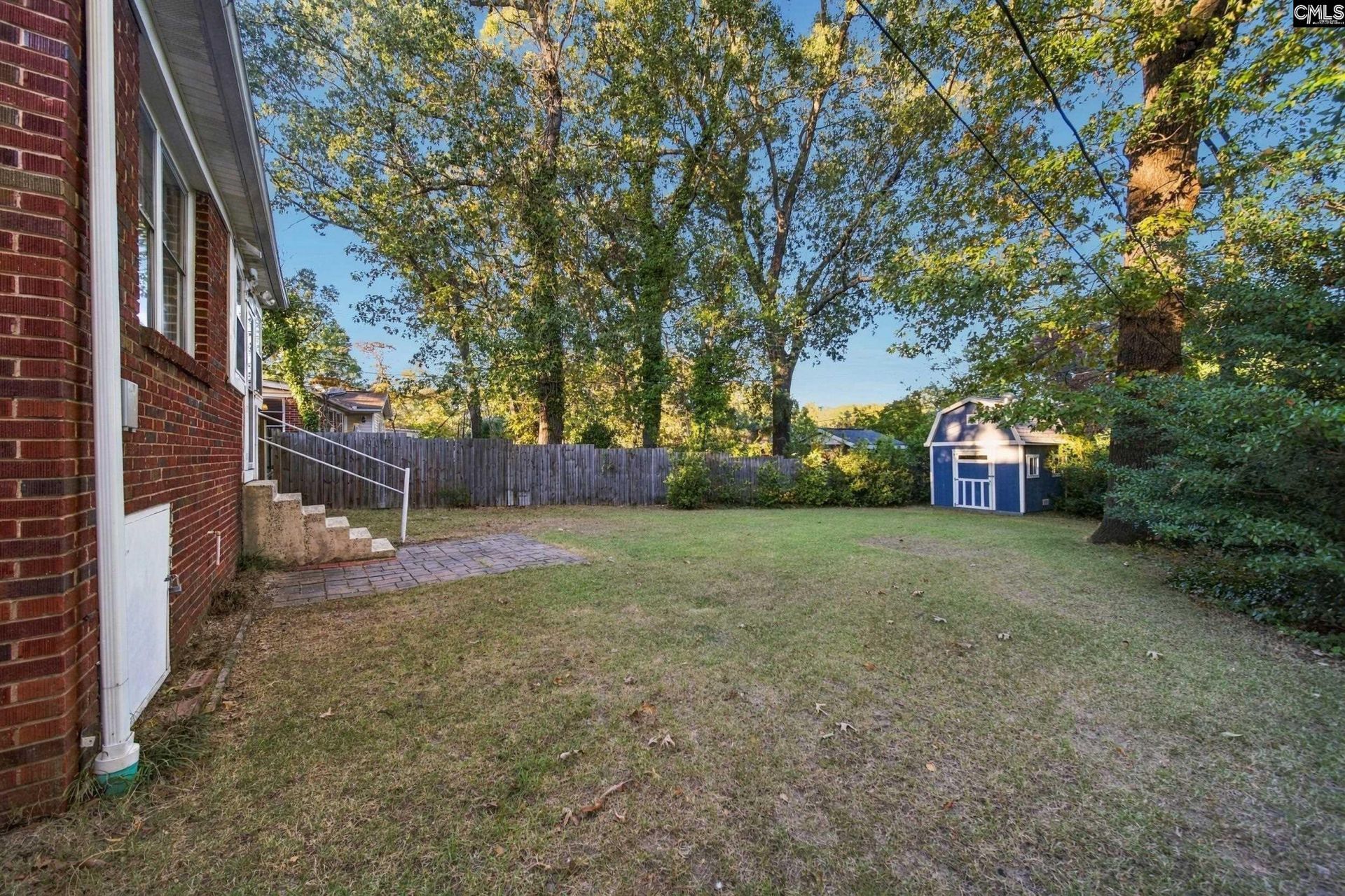 914 Elm Avenue  Photo 25