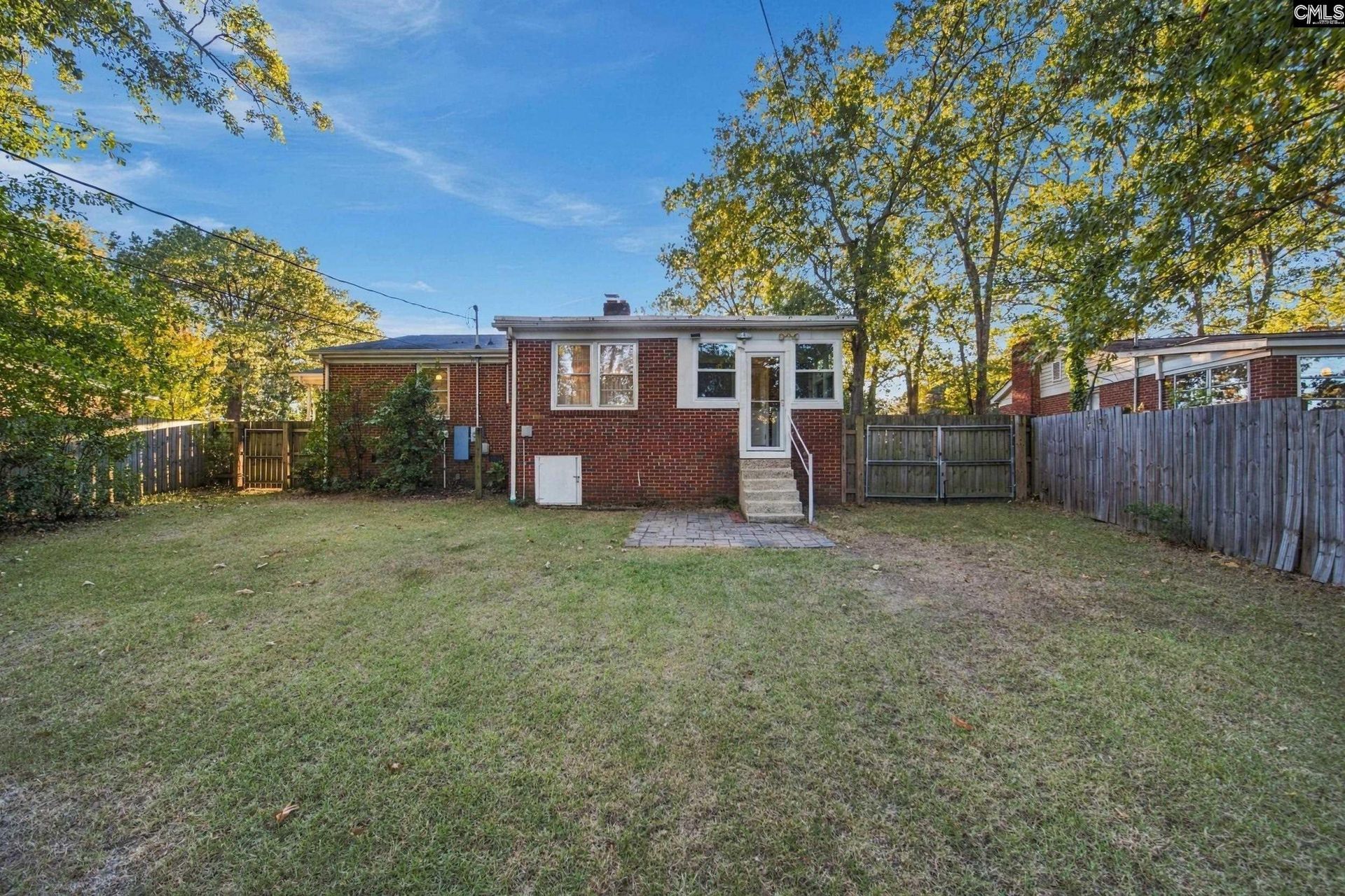 914 Elm Avenue  Photo 27