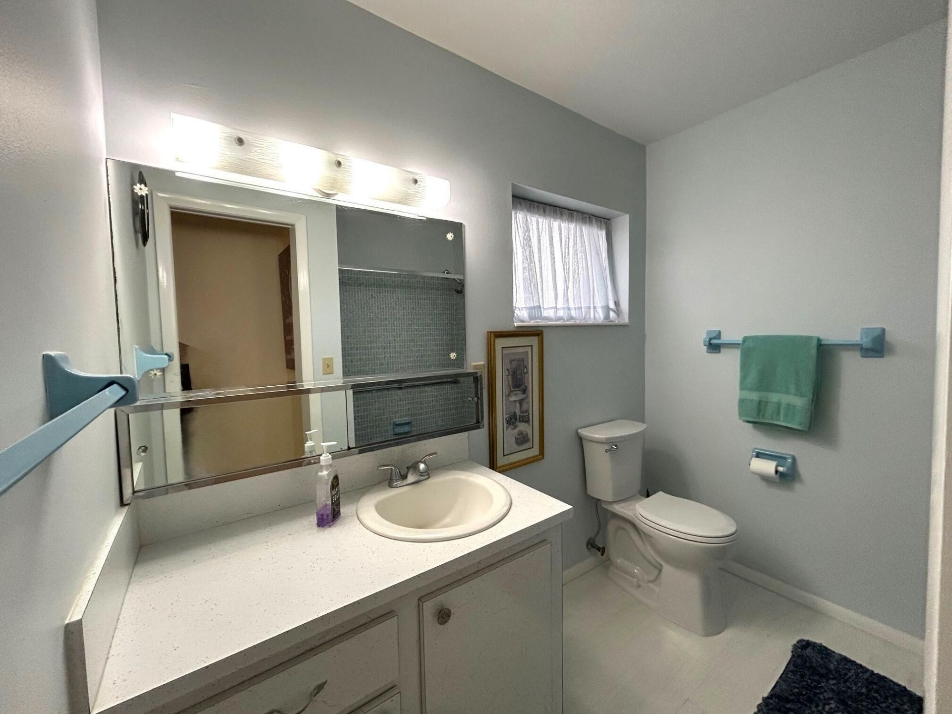 2955 Crosley Drive W, Unit F, West Palm Beach, FL 33415 Photo