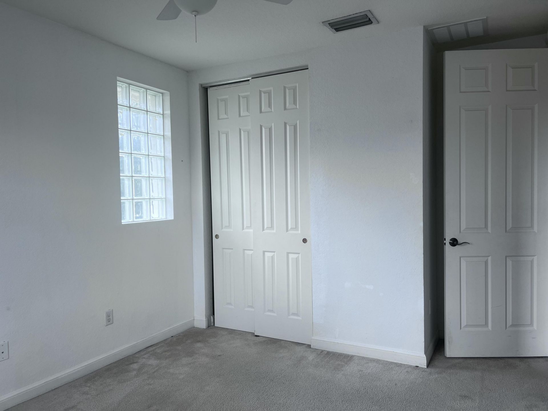 960 Millbrae Court, Unit 6, West Palm Beach, FL 33401 Photo