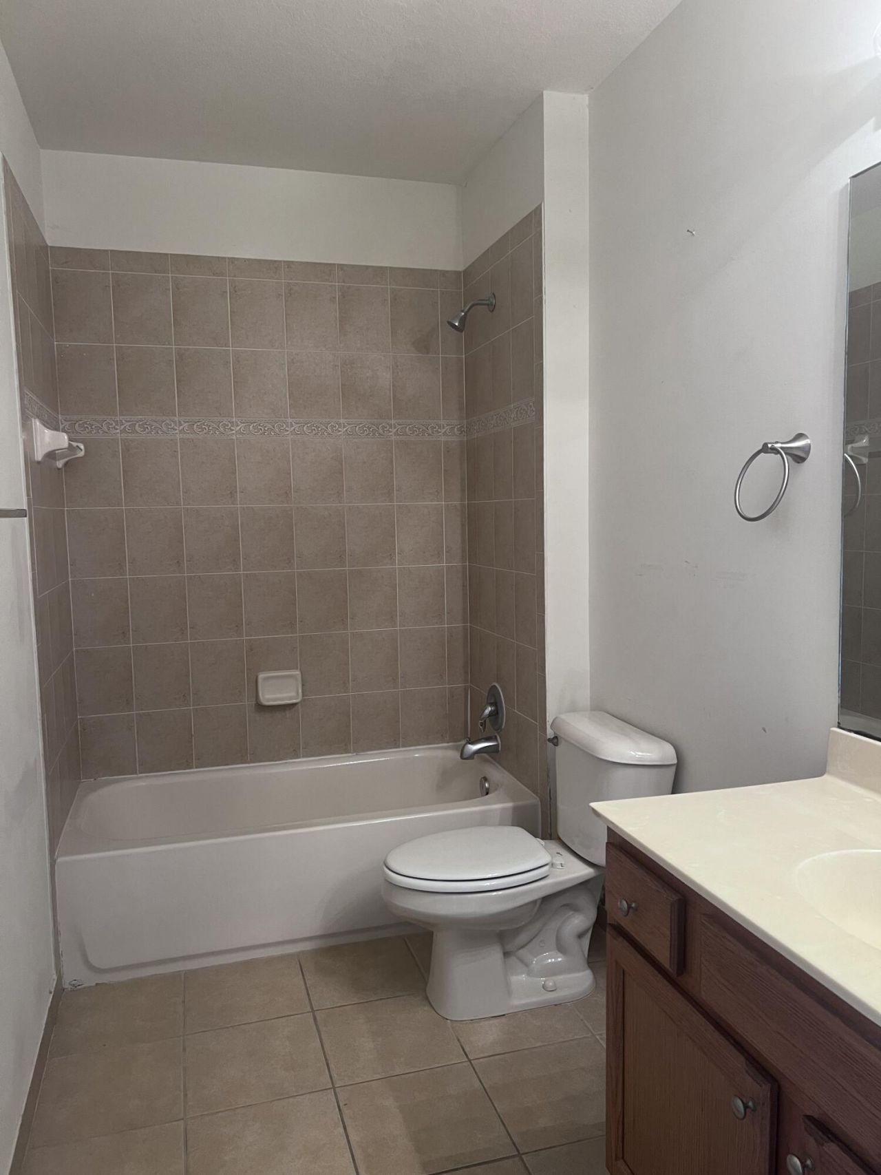 960 Millbrae Court, Unit 6, West Palm Beach, FL 33401 Photo