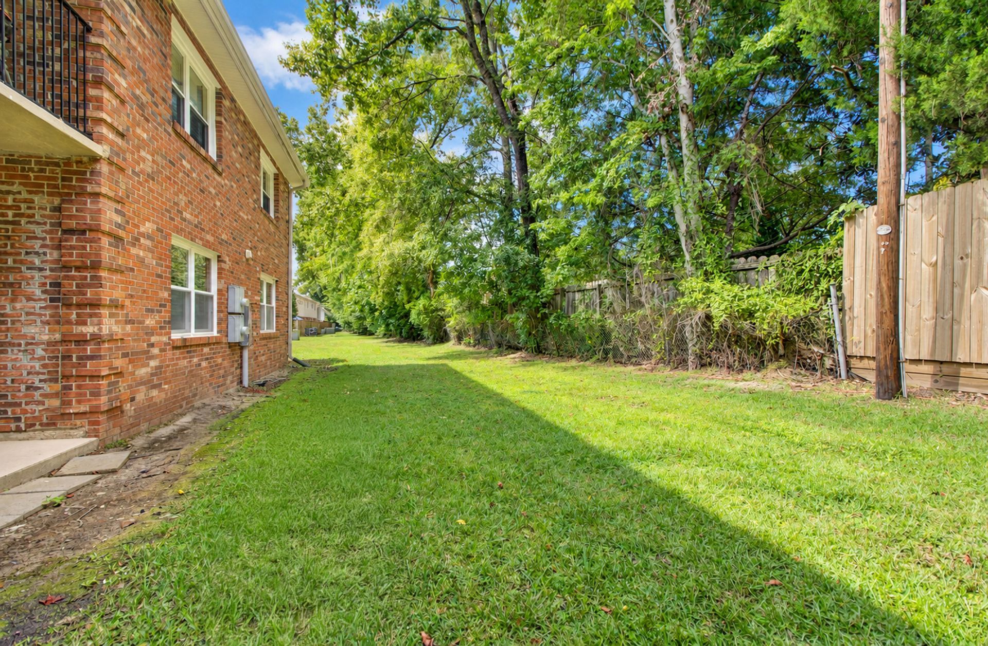 415 Parkdale Drive Photo 33