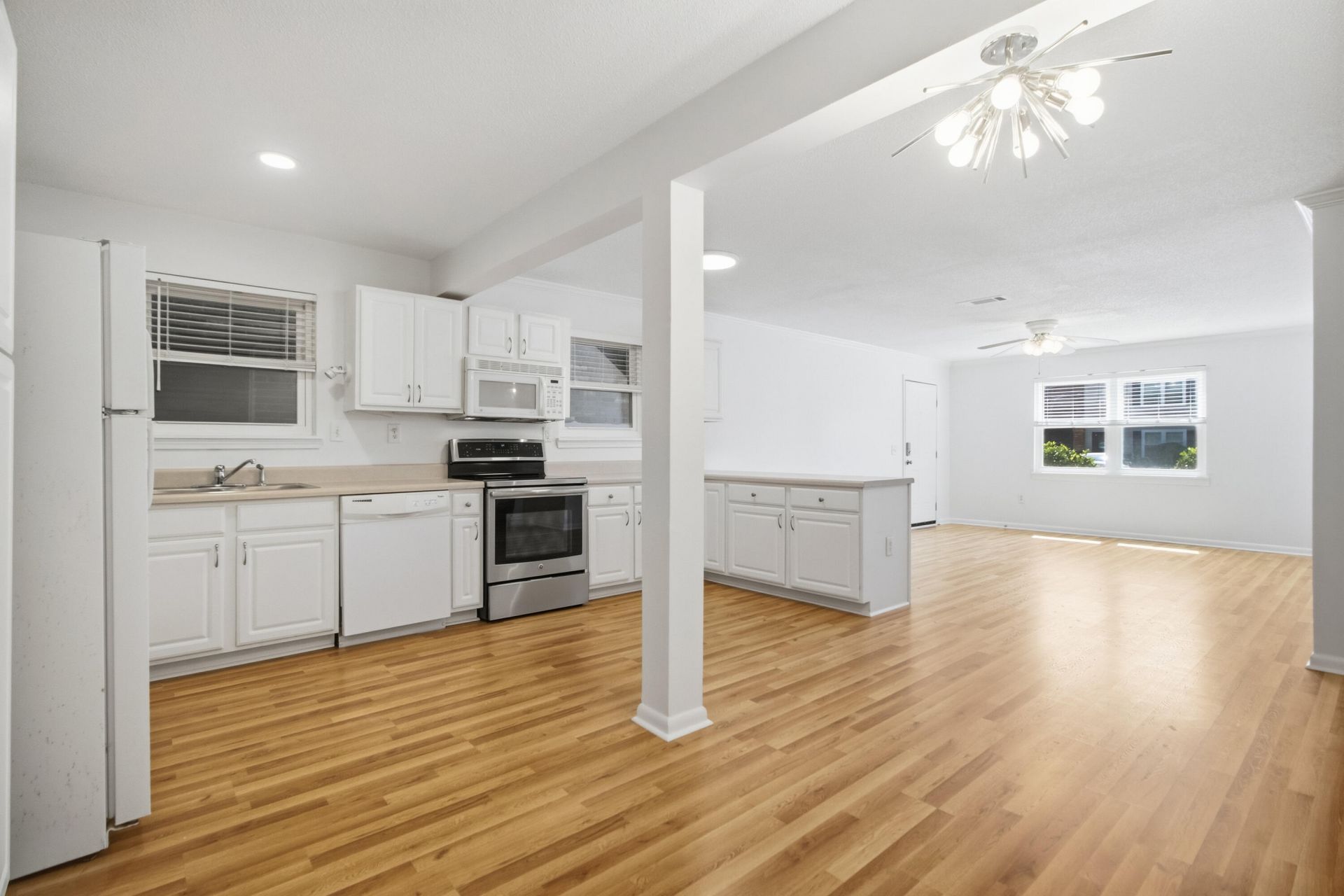 415 Parkdale Drive Photo 41