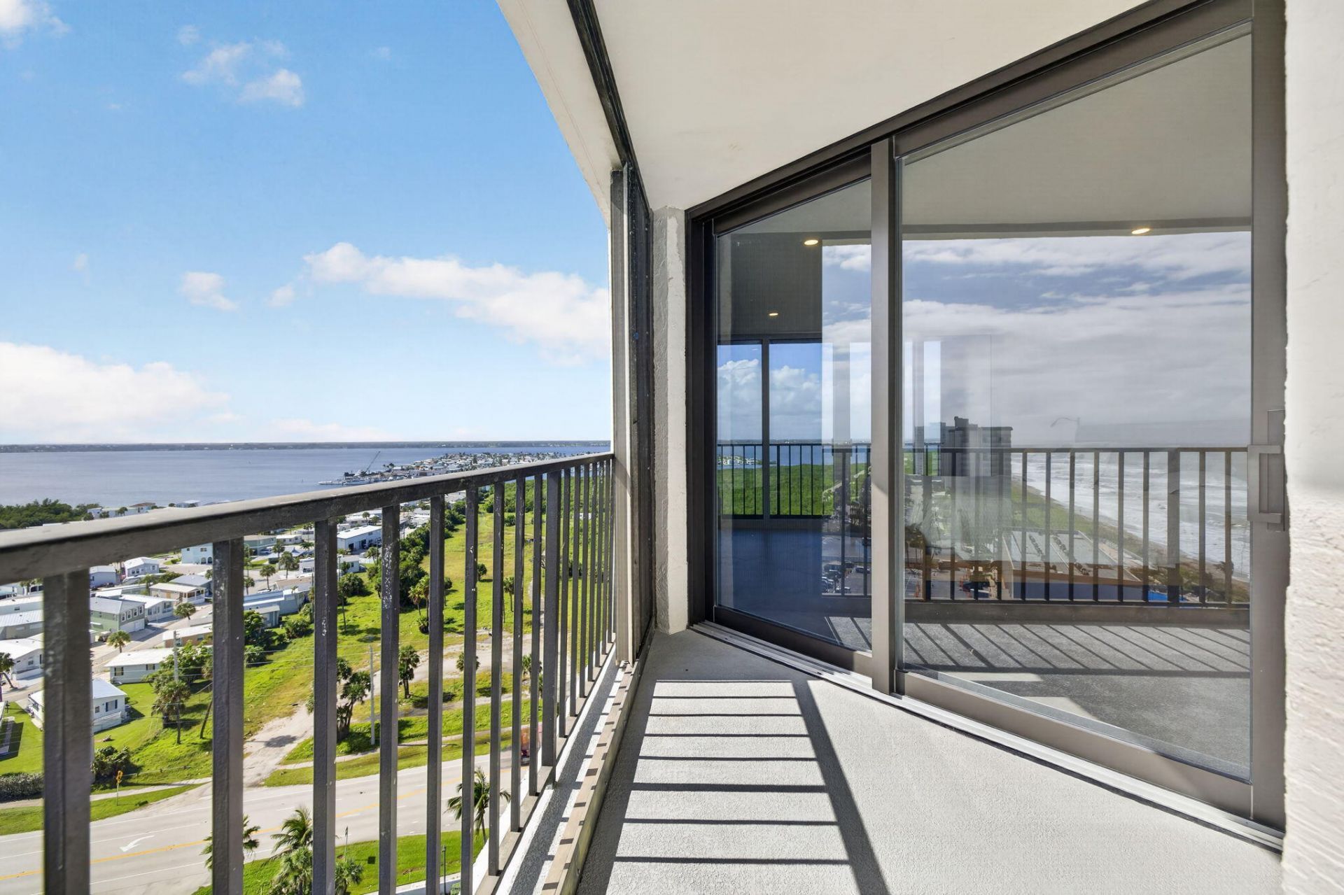 9650 S Ocean Drive, Unit 1610, Jensen Beach, FL 34957 Photo