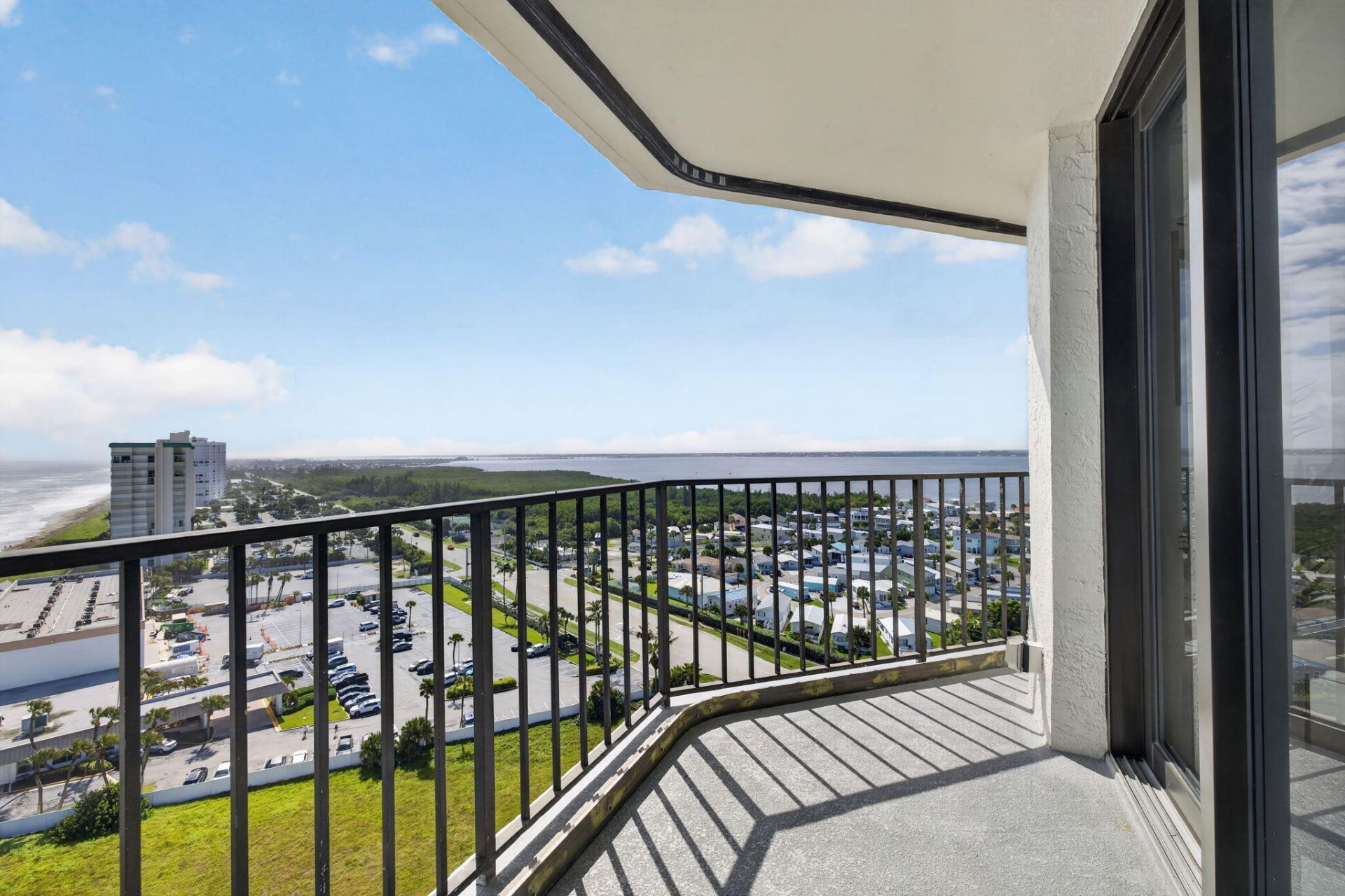 9650 S Ocean Drive, Unit 1610, Jensen Beach, FL 34957 Photo