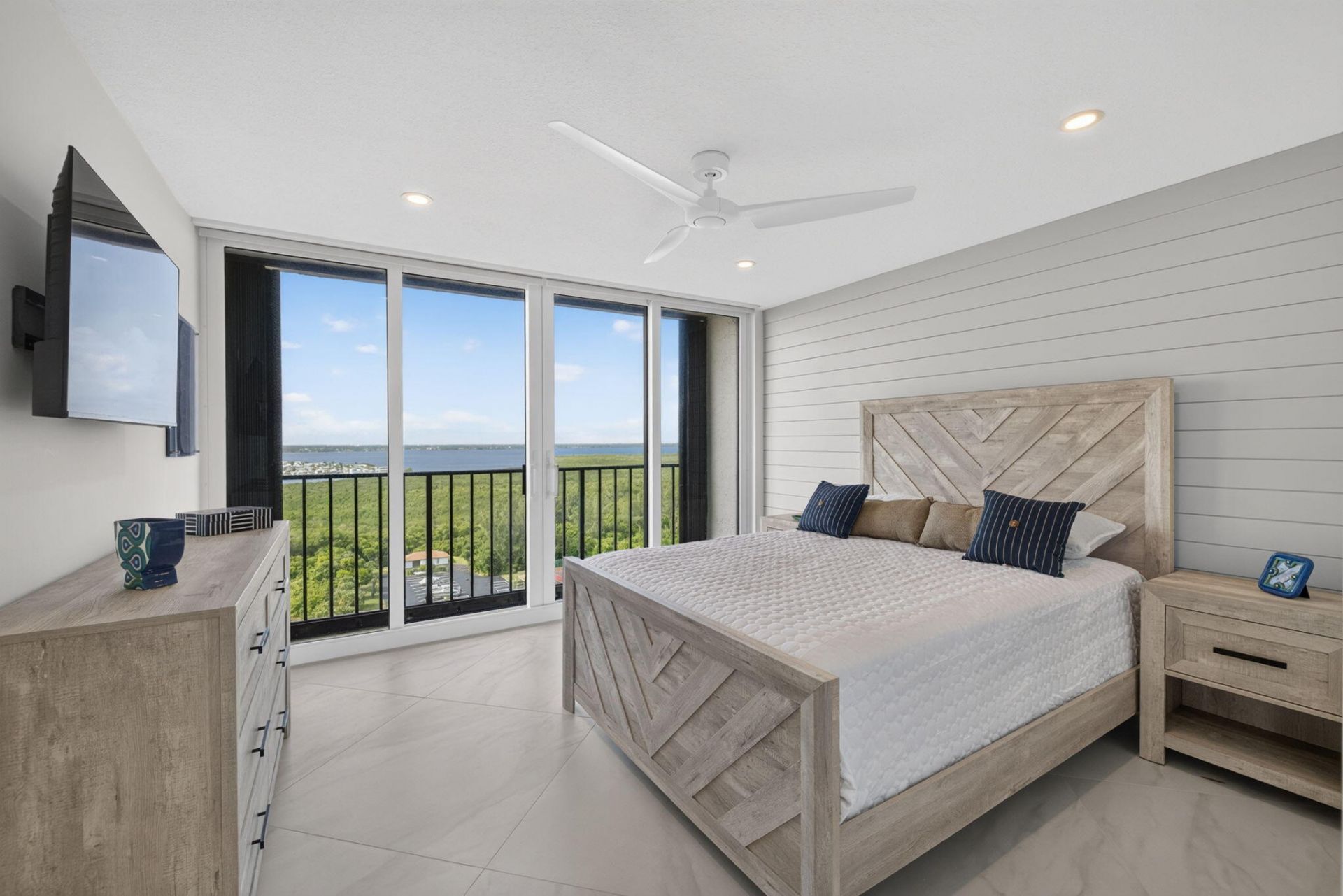 9650 S Ocean Drive, Unit 1610, Jensen Beach, FL 34957 Photo