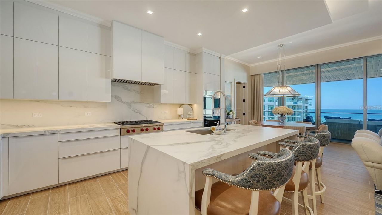 1591 Gulf Of Mexico Drive, Unit 514, Longboat Key, FL 34228 Photo
