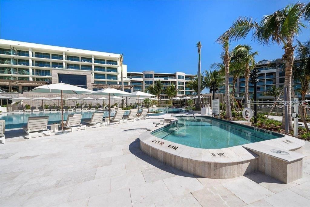 1591 Gulf Of Mexico Drive, Unit 514, Longboat Key, FL 34228 Photo