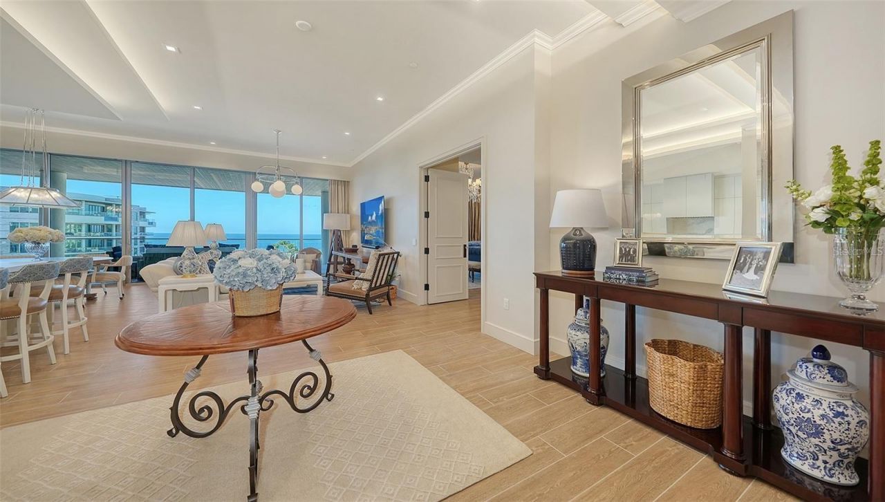 1591 Gulf Of Mexico Drive, Unit 514, Longboat Key, FL 34228 Photo