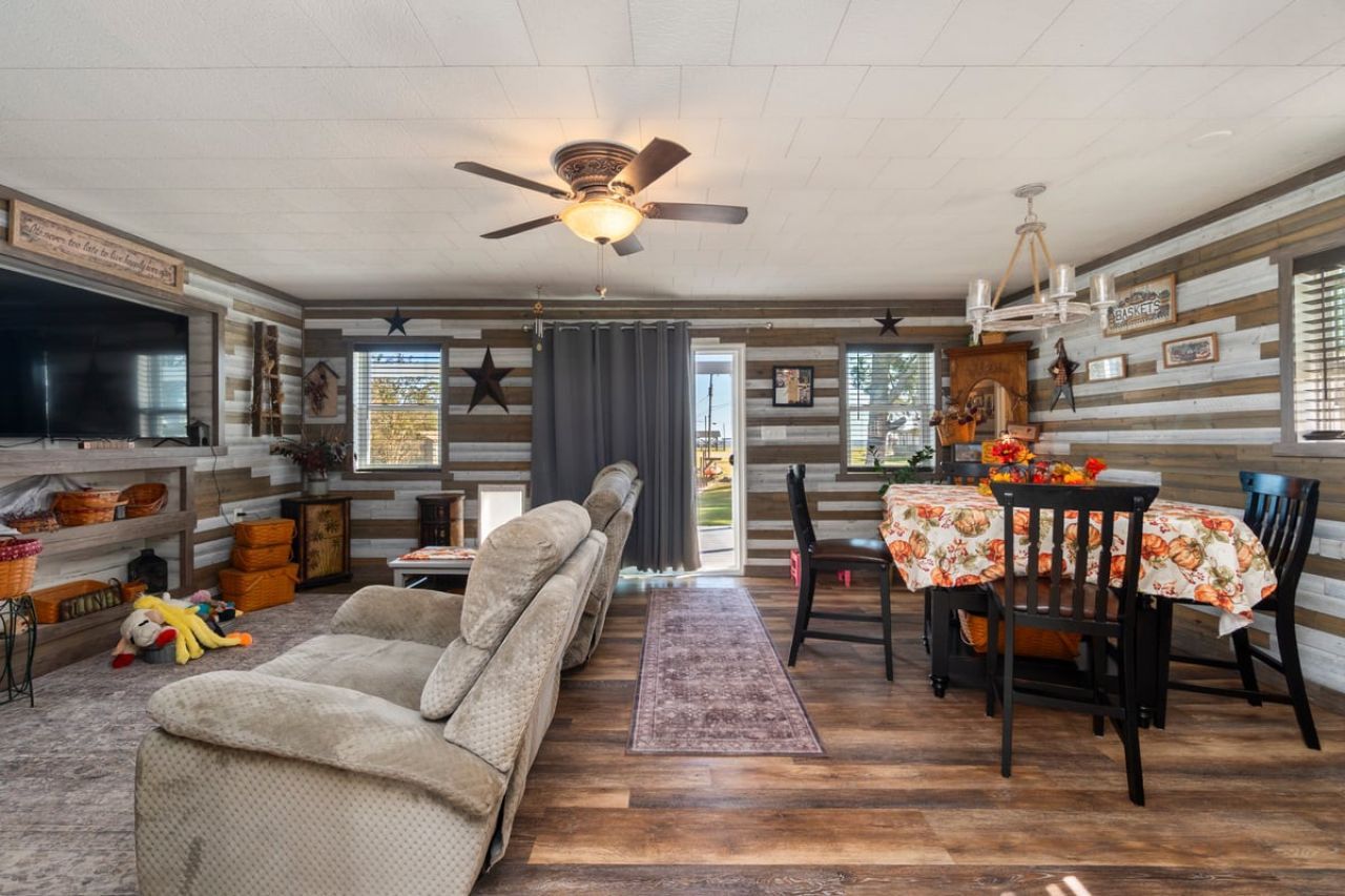 100 N Widgeon Court  Photo 5