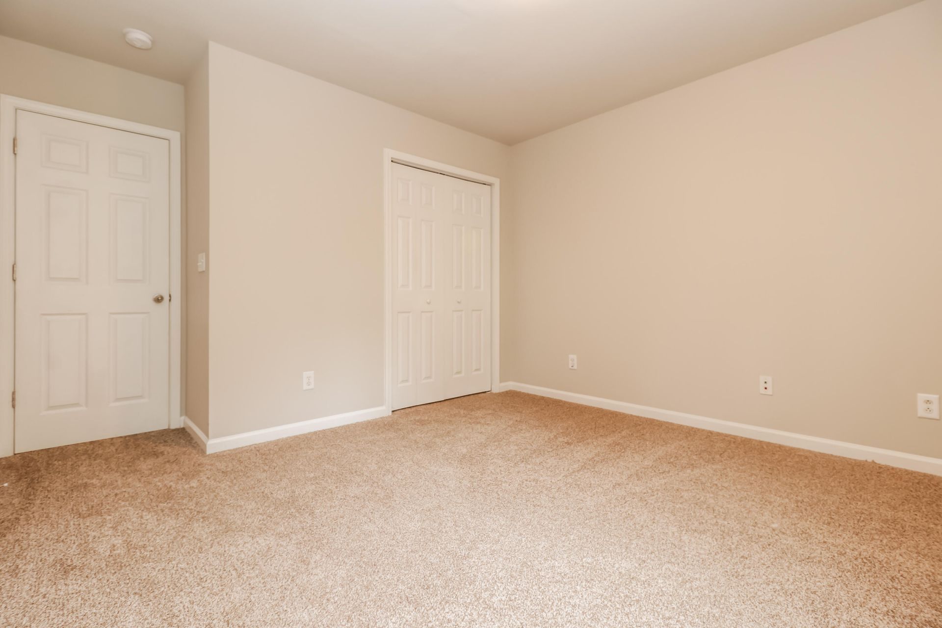 166 Cypress Forest Drive Photo 10