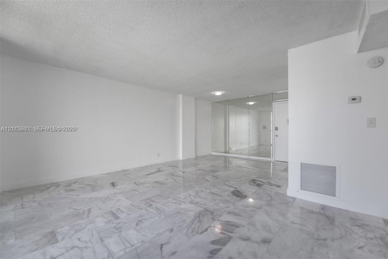 3161 S Ocean Dr, Unit 902, Hallandale Beach, FL 33009 Photo