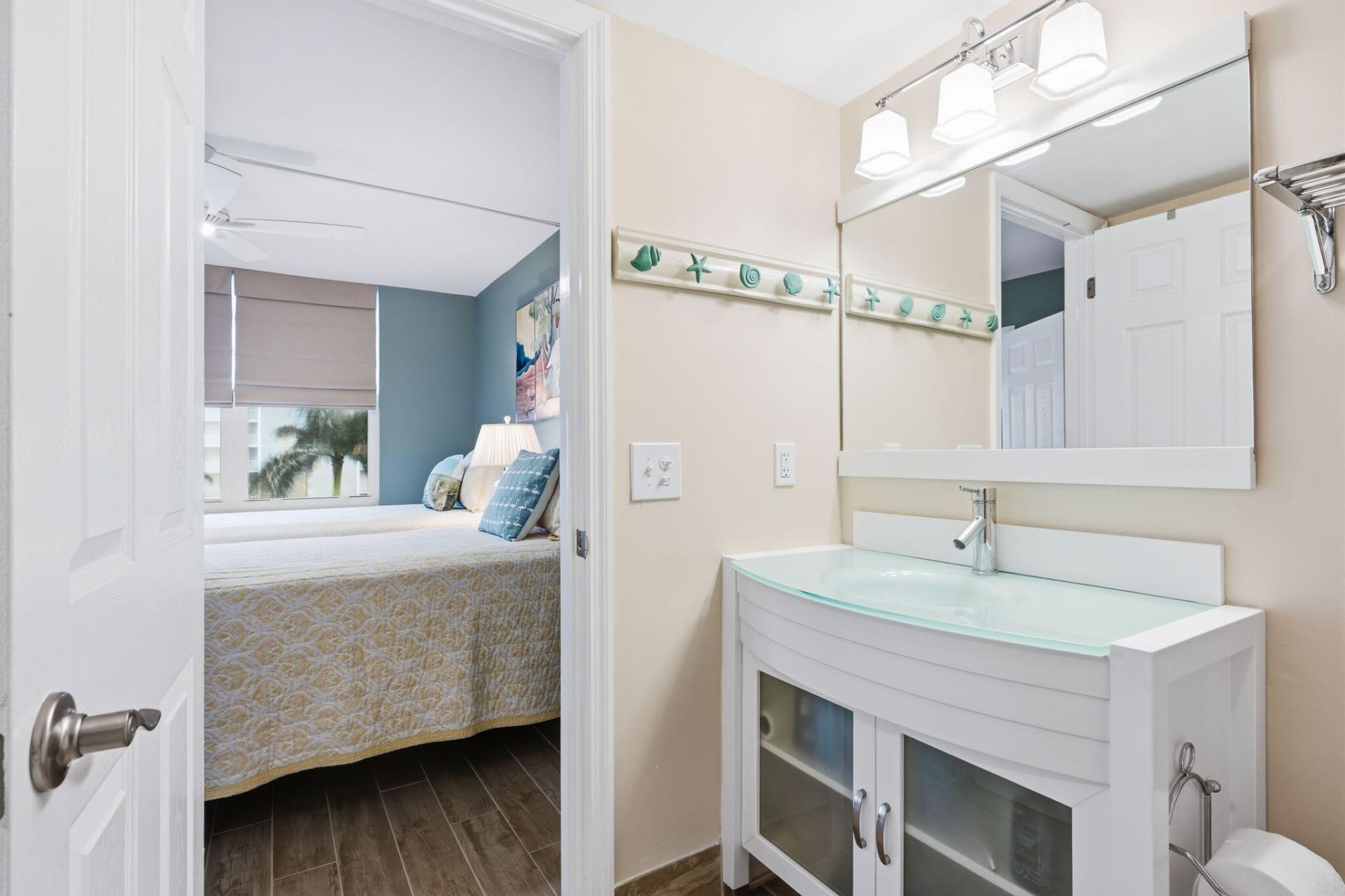 1 Harbourside Drive, Unit 1403, Delray Beach, FL 33483 Photo