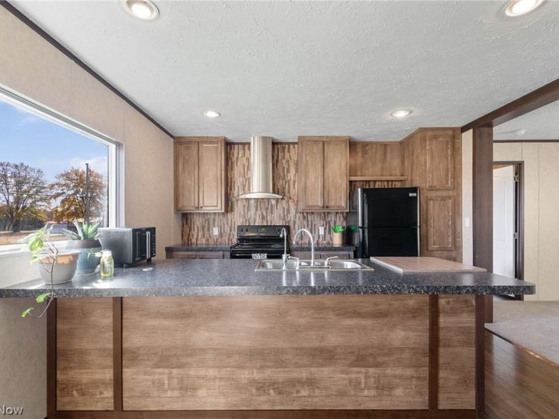 5888 Akron Road , Smithville, OH 44677 Photo 9