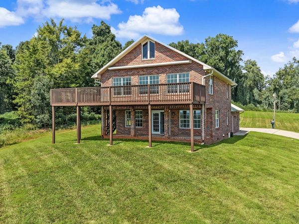 2726 W Old Topside Rd , Louisville, TN 37777