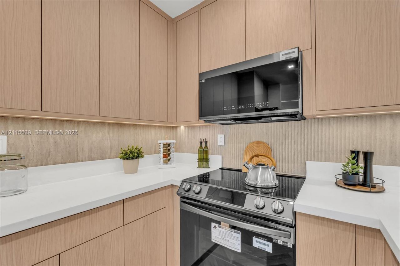381 SE 6th Ter , Pompano Beach, FL 33060 Photo