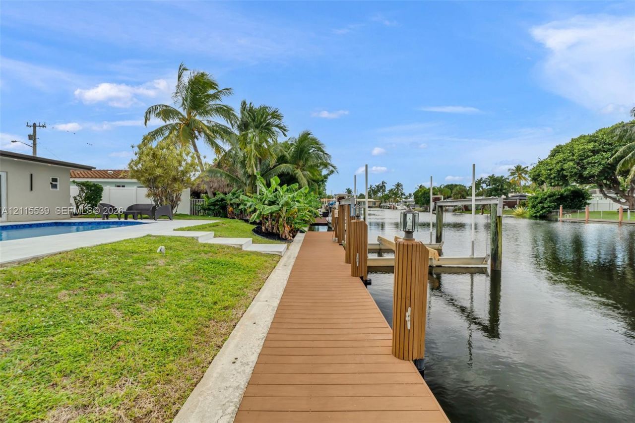 381 SE 6th Ter , Pompano Beach, FL 33060 Photo