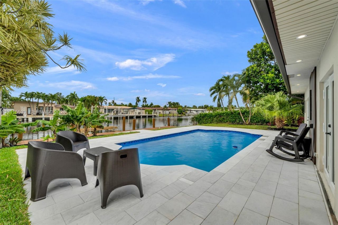 381 SE 6th Ter , Pompano Beach, FL 33060 Photo