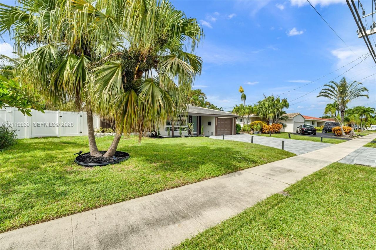 381 SE 6th Ter , Pompano Beach, FL 33060 Photo