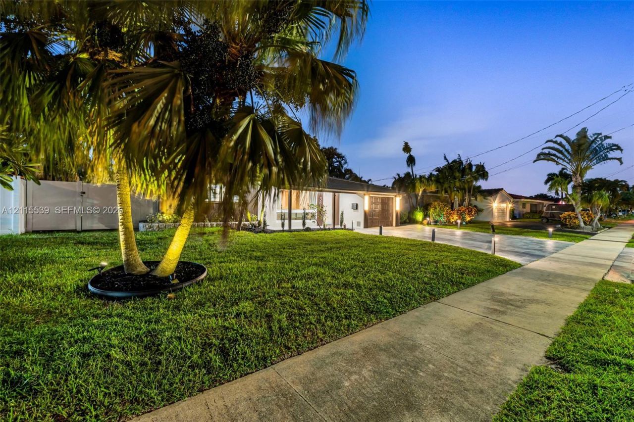 381 SE 6th Ter , Pompano Beach, FL 33060 Photo