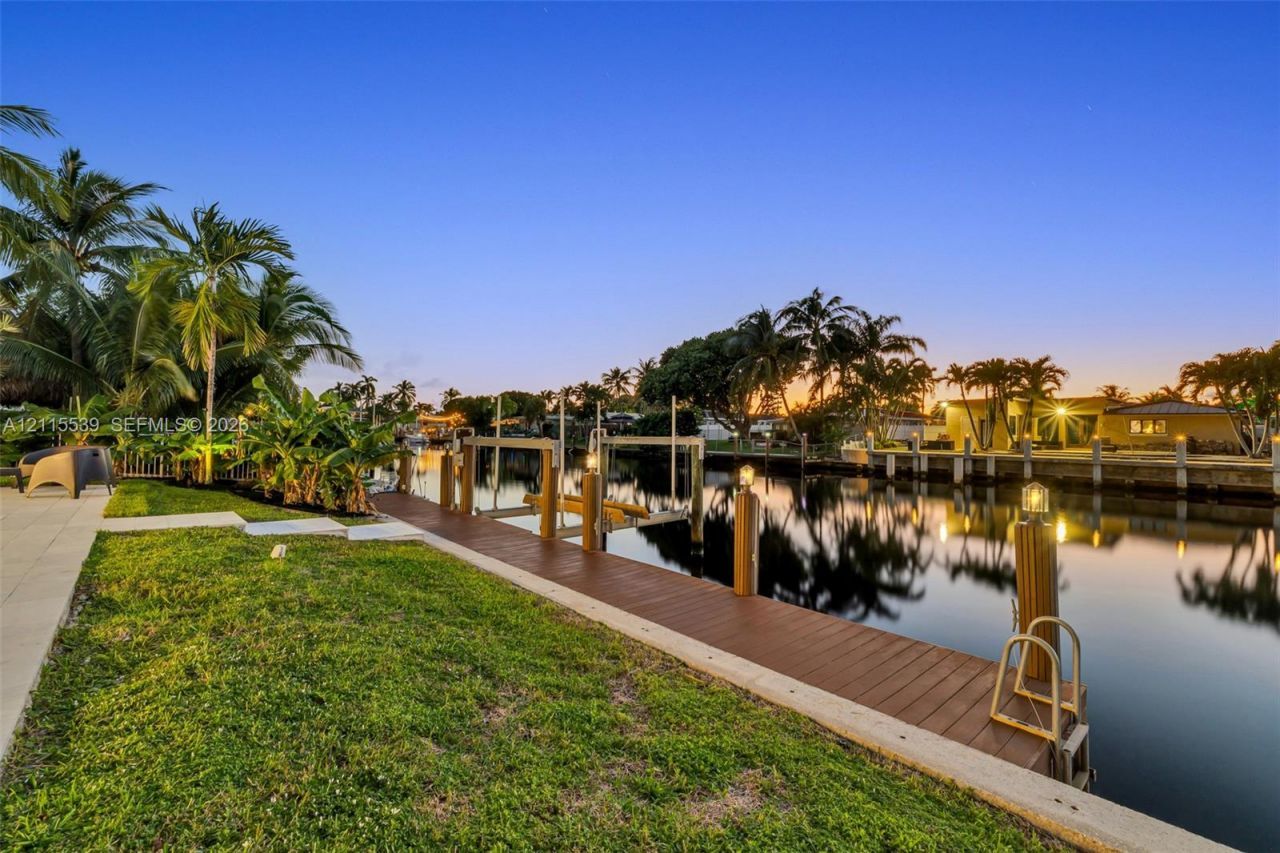 381 SE 6th Ter , Pompano Beach, FL 33060 Photo