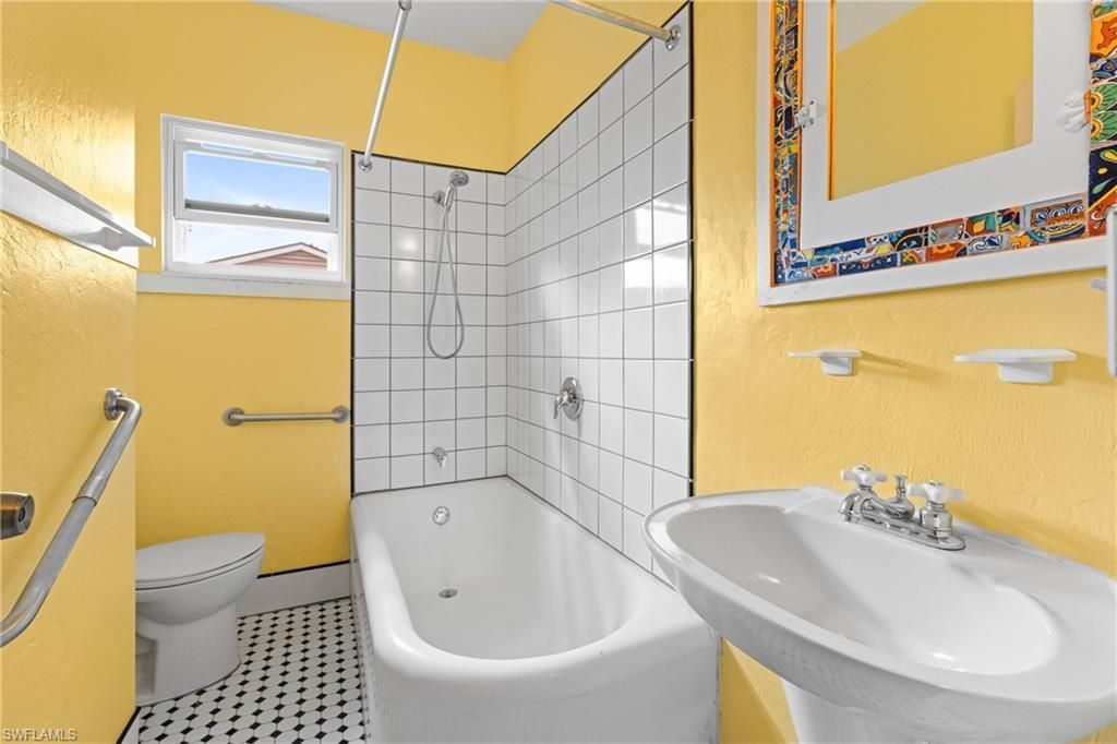 364 Arlington Ave , Fort Myers, FL 33905 Photo