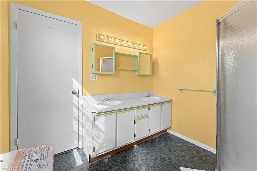 364 Arlington Ave , Fort Myers, FL 33905 Photo