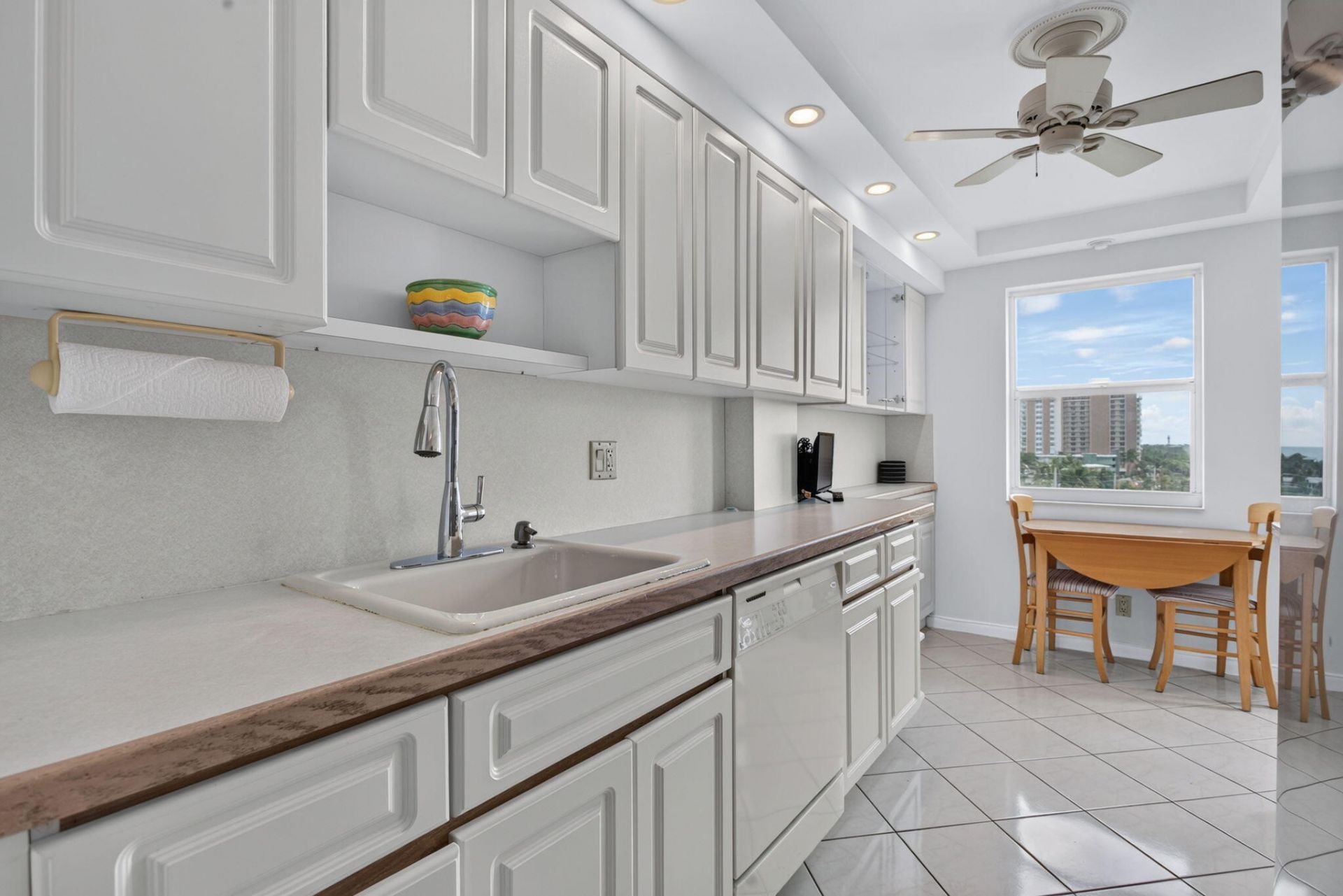1050 Hillsboro Mile, Unit 702W, Hillsboro Beach, FL 33062 Photo