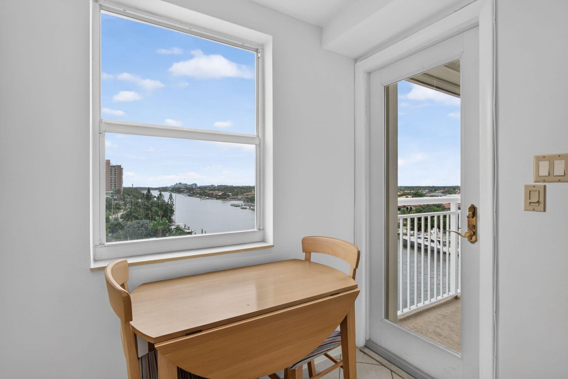 1050 Hillsboro Mile, Unit 702W, Hillsboro Beach, FL 33062 Photo