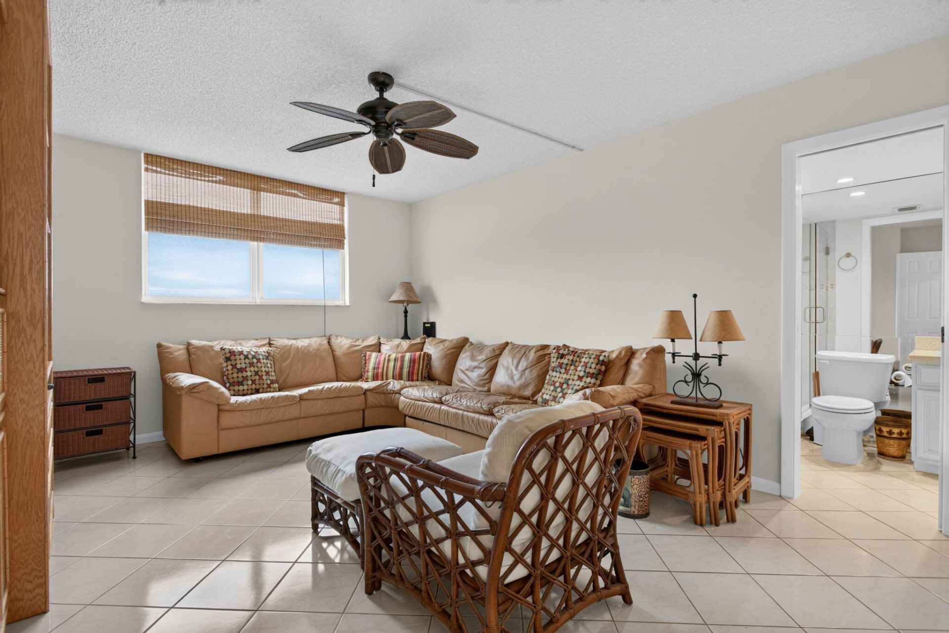 1050 Hillsboro Mile, Unit 702W, Hillsboro Beach, FL 33062 Photo