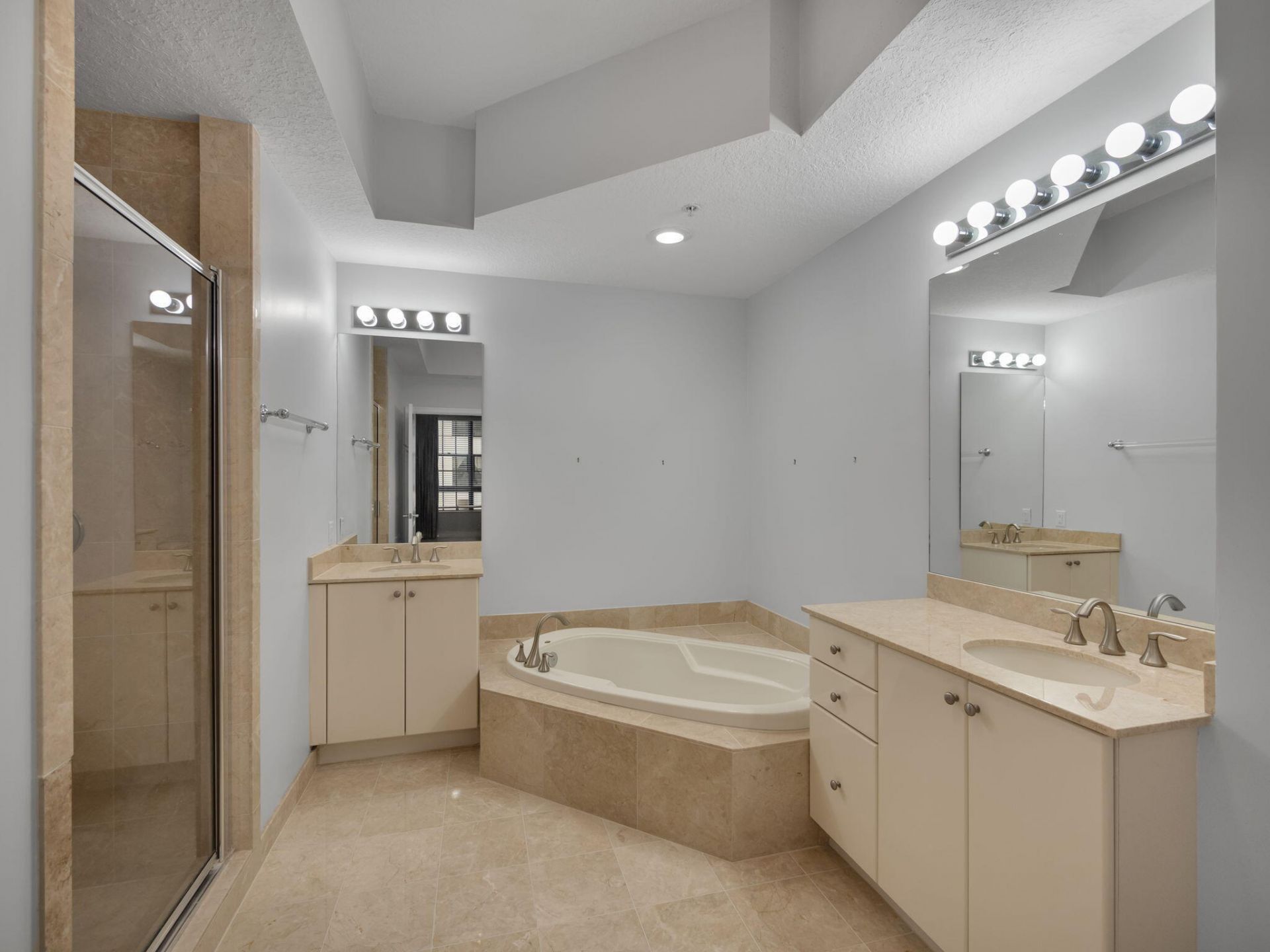 701 S Olive Avenue, Unit 605, West Palm Beach, FL 33401 Photo