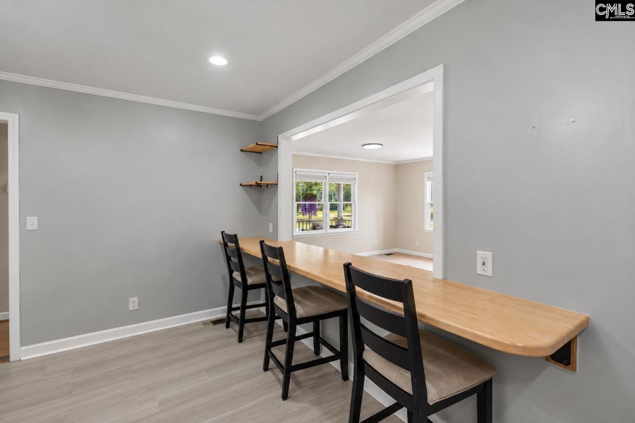 377 Woodland Circle  Photo 8