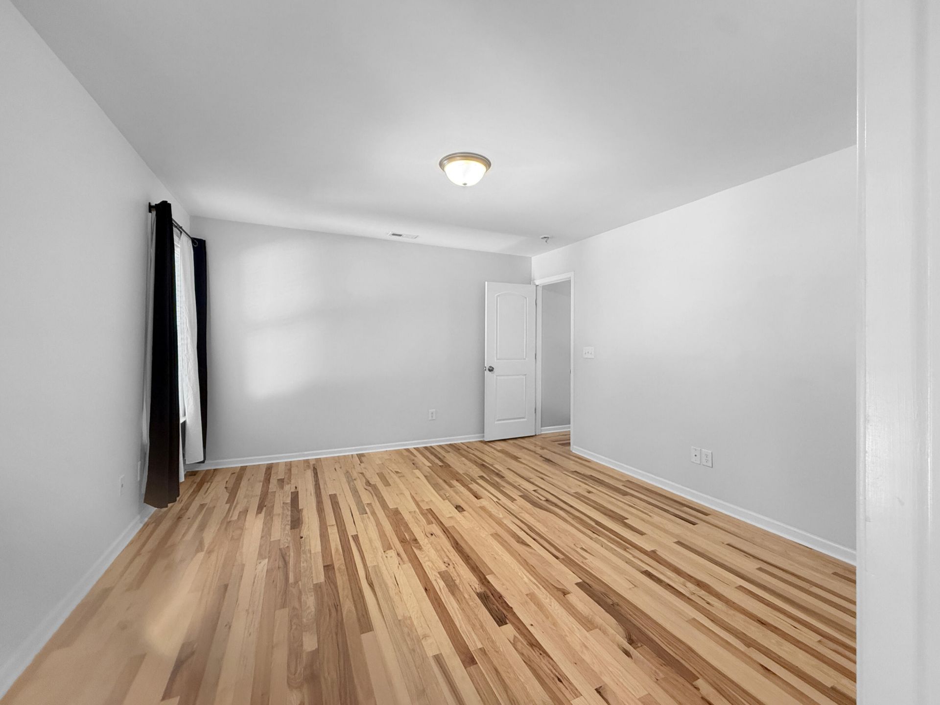 422 Forsythia Avenue Photo 12