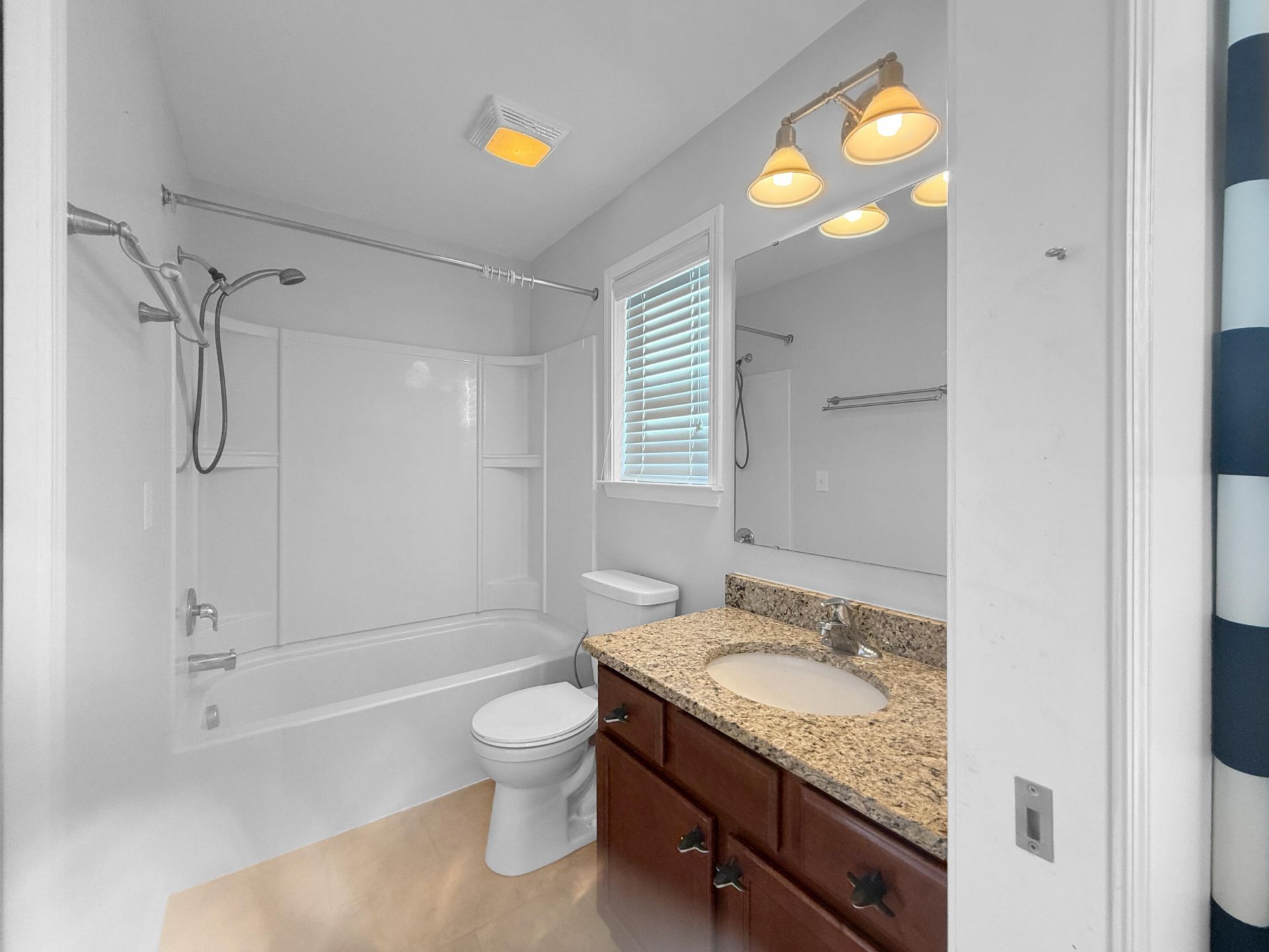 422 Forsythia Avenue Photo 17