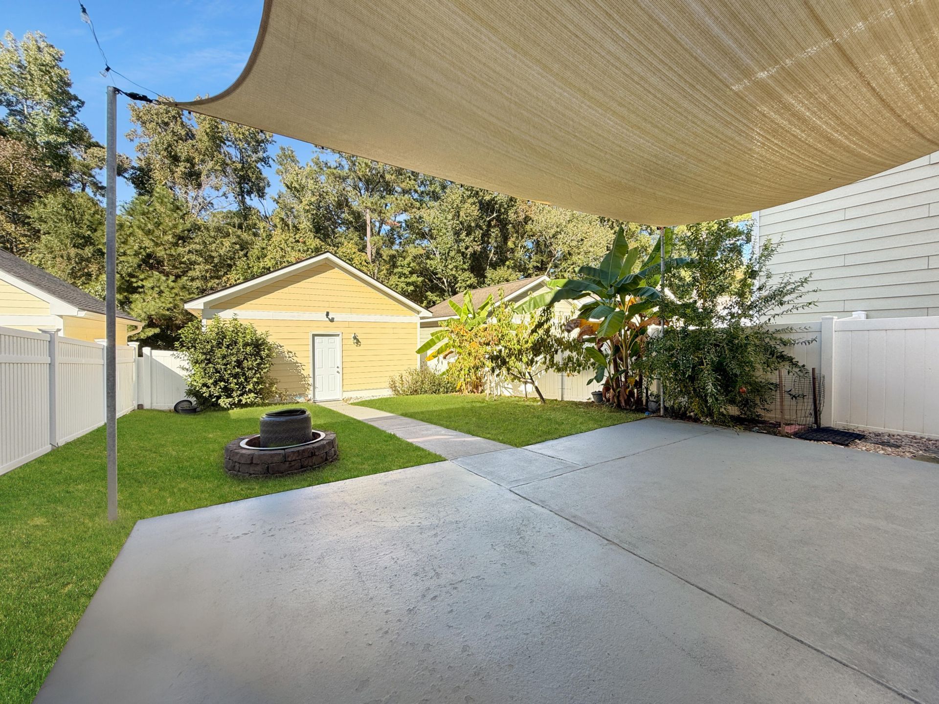 422 Forsythia Avenue Photo 21